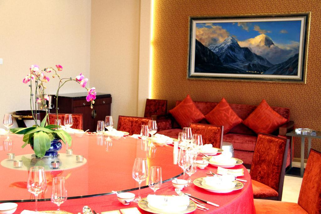 Fliport Garden Hotel Lhasa Zewnętrze zdjęcie